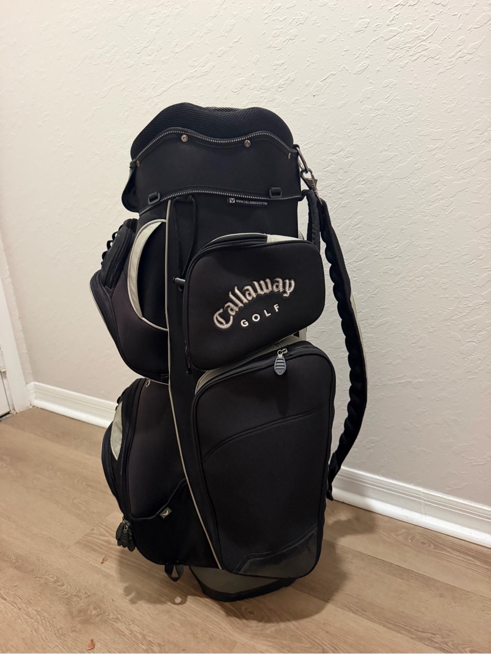 Callaway Black and White Golf Duffel Carry Bag